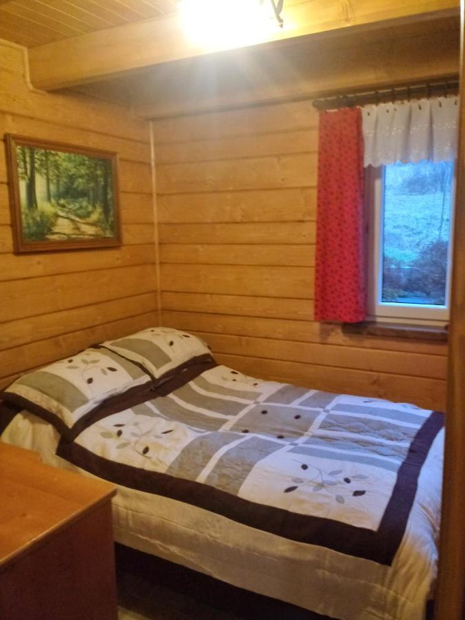 Domek Na Skarpie Zubrzyca Dolna Esterno foto