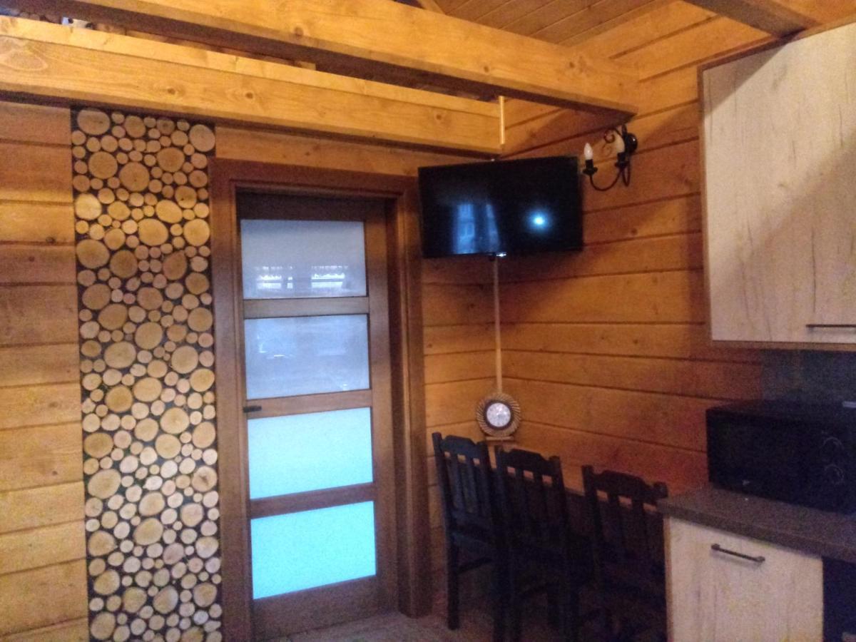 Domek Na Skarpie Zubrzyca Dolna Esterno foto